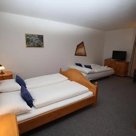Szálloda Grandhotel Niederoesterreichischer Hof Lanzenkirchen