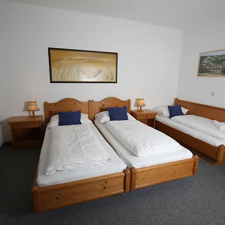 Szálloda Grandhotel Niederoesterreichischer Hof 4*