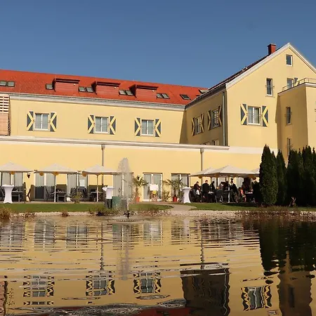 Grandhotel Niederoesterreichischer Hof Lanzenkirchen