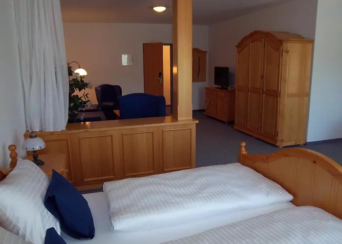 Hotel Grandhotel Niederoesterreichischer Hof 4*