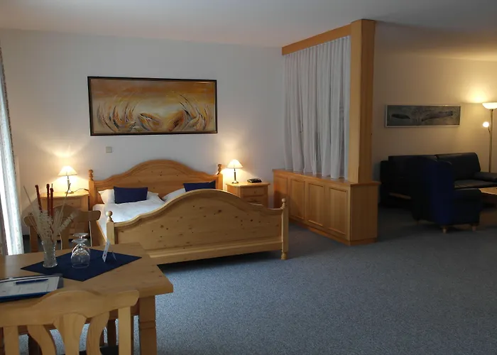 Grandhotel Niederoesterreichischer Hof מלון