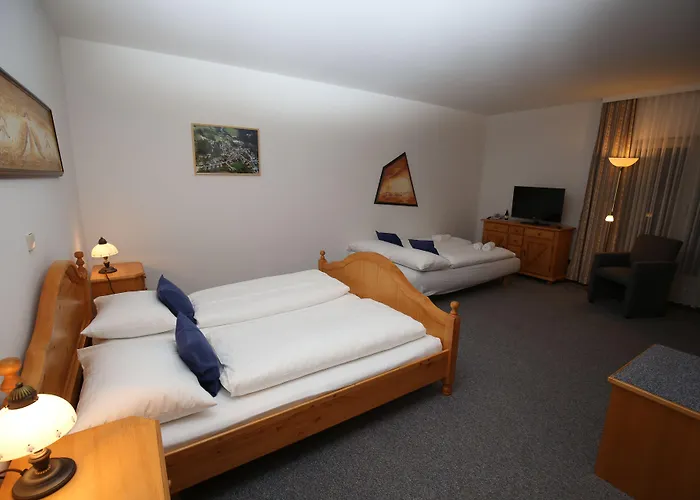 מלון Grandhotel Niederoesterreichischer Hof Lanzenkirchen