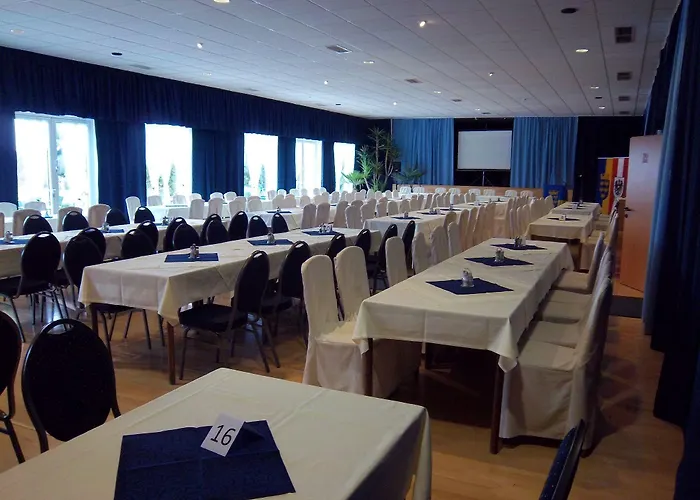 Hotel Grandhotel Niederoesterreichischer Hof 4*