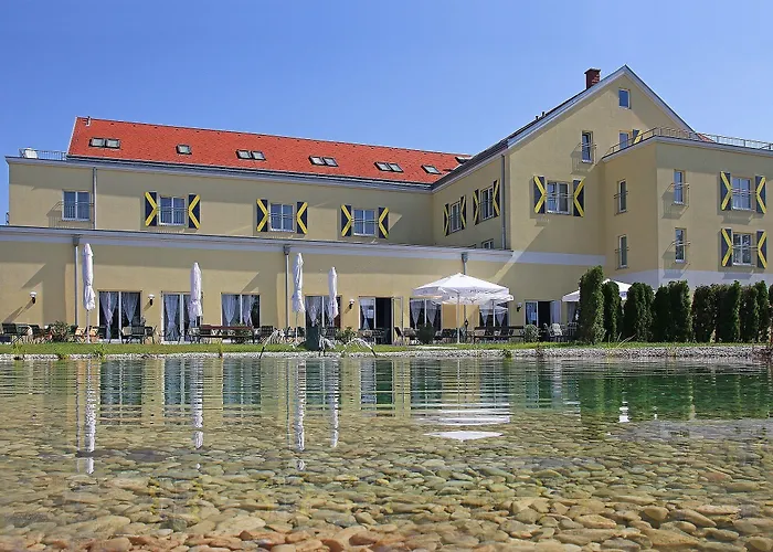 Grandhotel Niederösterreichischer Hof 4*